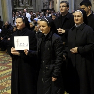 Bdjenje u zagrebačkoj katedrali prigodom Nacionalnog susreta hrvatskih redovnica i redovnika, petak, 13. 03. 2015.