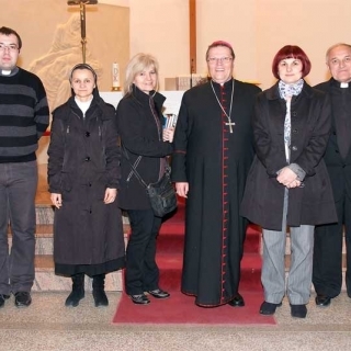 Nadbiskup Hranić u pastoralnom pohodu u župi Osijek VI