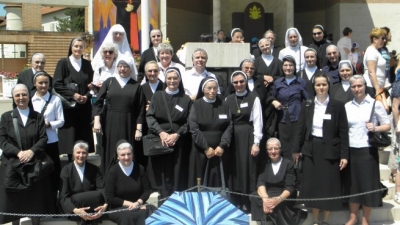 Meeting of Notre Dame Congregations with common roots