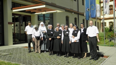 Meeting of Notre Dame Congregations with common roots