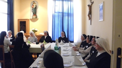 Meeting of Notre Dame Congregations with common roots