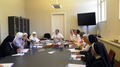 Meeting of Notre Dame Congregations with common roots