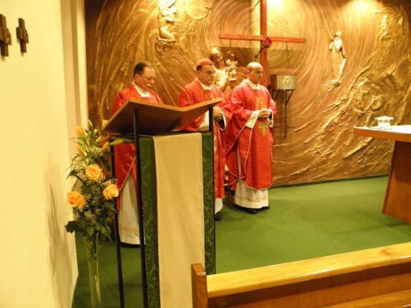 Visit of Archbishop Bozanic to Kući Matici